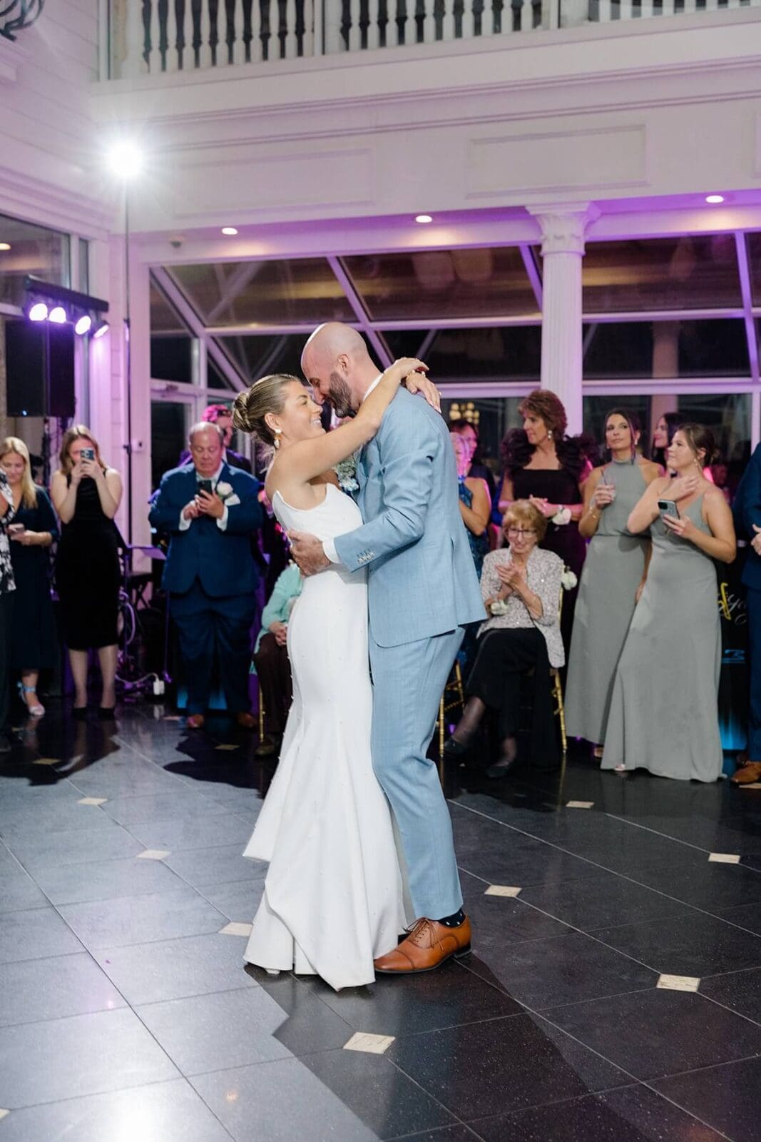 First dance at Mallard Island Estate captured by Susan Elizabeth Weddings